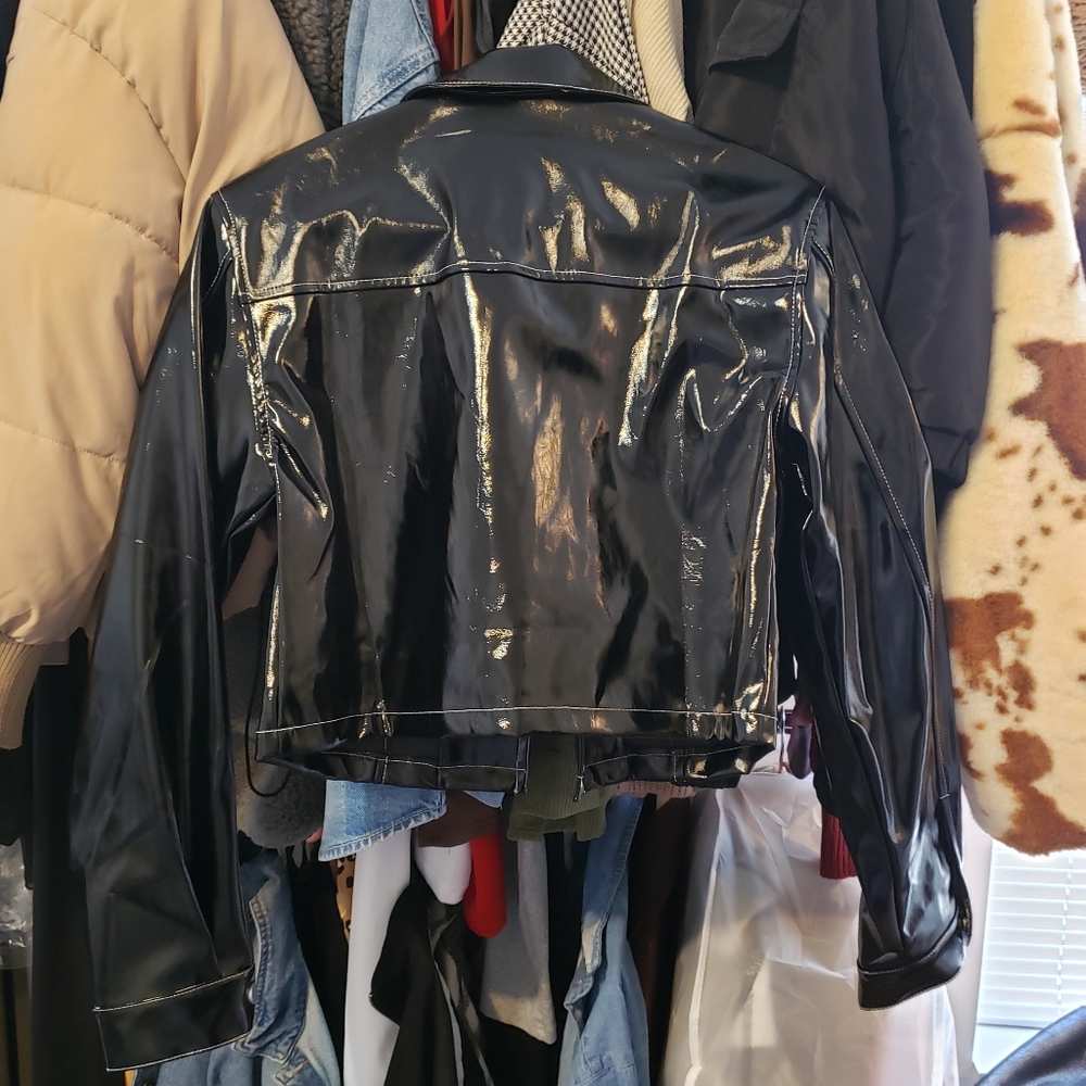 Shiny jacket - Picture 2 of 3